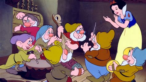 Snow white and the magic of the mythical dwarves
